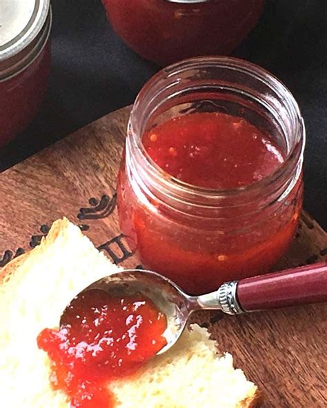 Sweet Spicy And Tangy Red Pepper Jelly Jelly Recipes Red Pepper