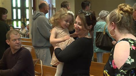 Celebrating Mothers Day During Mass In Scranton