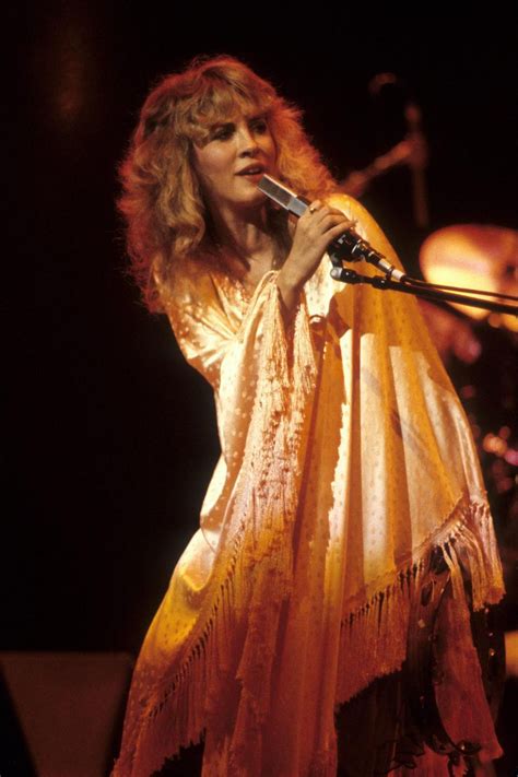 Stevie Nicks biography bares all about the singer — drugs, love ...