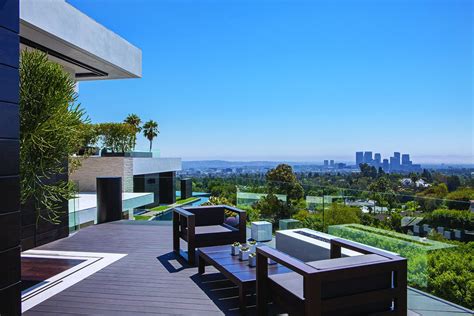 World Class Beverly Hills Contemporary Luxury Home With Dramatic Views