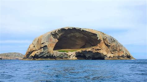 Cleft Island Australias Spooky Skull Shaped Island Unusual Places