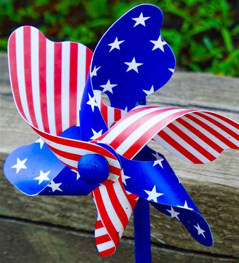 Us National Holidays List Of Holidays In America Country Faq