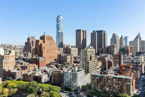 Sky High Respites Voluminous Nyc Apartments With Incredible Skyline