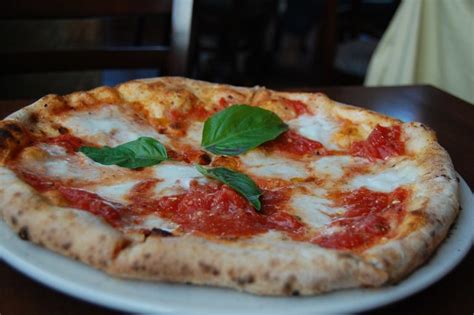 Pizza Margherita Das Originalrezept Für Die Italienische Spezialität