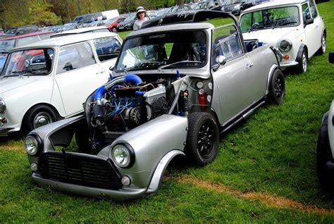 Pin By Louie D On Minis And Coopers Classic Mini Mini Cooper British
