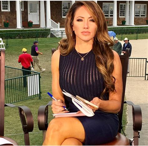 Holly Sonders Bio Height Weight Net Worth Salary Nationality