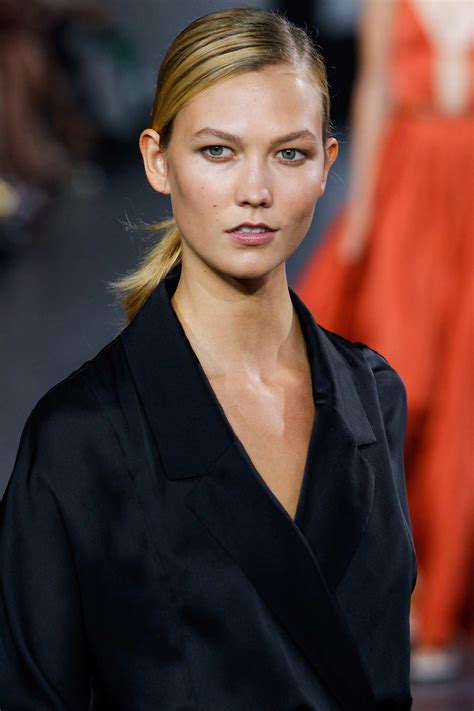 Karlie Kloss Is The New Face Of Loréal Paris 2015 Hairstyles