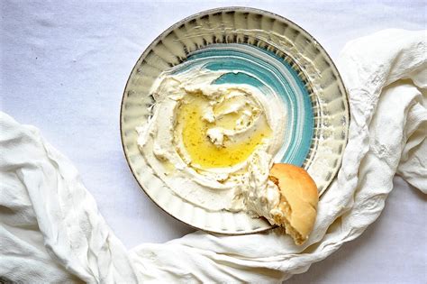 My gluten free bread experiments have left me more than frustrated. Vegan Labneh and Fresh Pita Recipe - SunnysideHanne