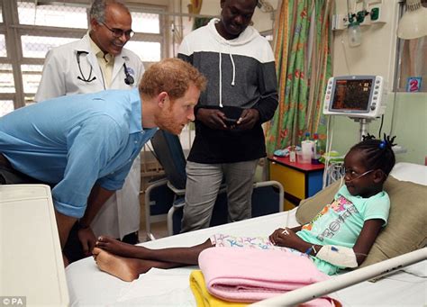 Prince Harry Meets Rihanna In Barbados Daily Mail Online