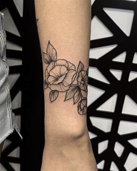 Top Best Flower Wrist Tattoo Ideas Inspiration Guide