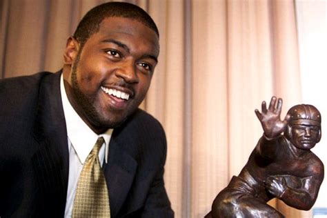 Ron Dayne And His Trophy Football Fans College Football Badger