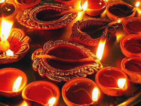 Diwali 2019 Rules To Follow While Lighting Diyas To Please Goddess