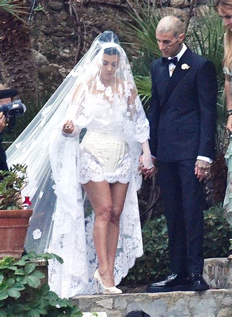 Kourtney Kardashian And Travis Barkers Wedding Rings Seen For The 1st