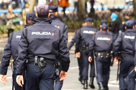 Ver esta publicacin en instagram. La Policía Nacional detiene en Alicante a una persona por ...