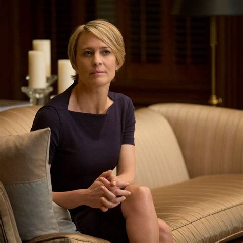 Robin Wrights 15 Best Hair Moments In House Of Cards Robin Wright Hair Robin Wright