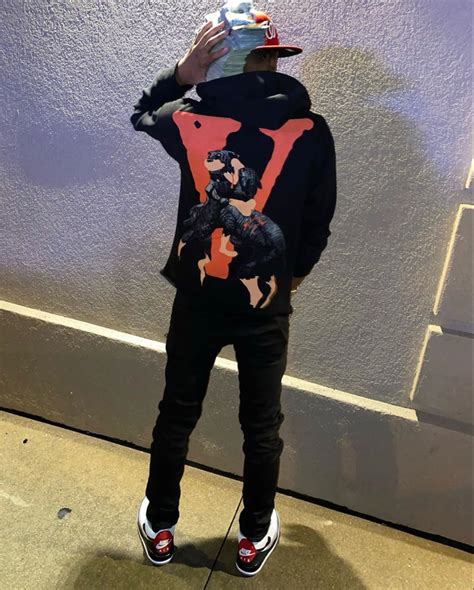 Vlone Outfit Wallpaper