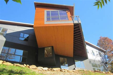 Gravity Defying Homes That You Cant Believe Are Real