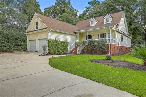 8608 Woodland Walk North Charleston Sc 29420 Mls 23018319 Redfin