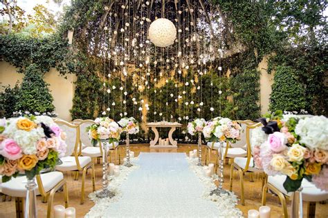 Little Chapel Of The Flowers Las Vegas Wedding Ceremony How To Get