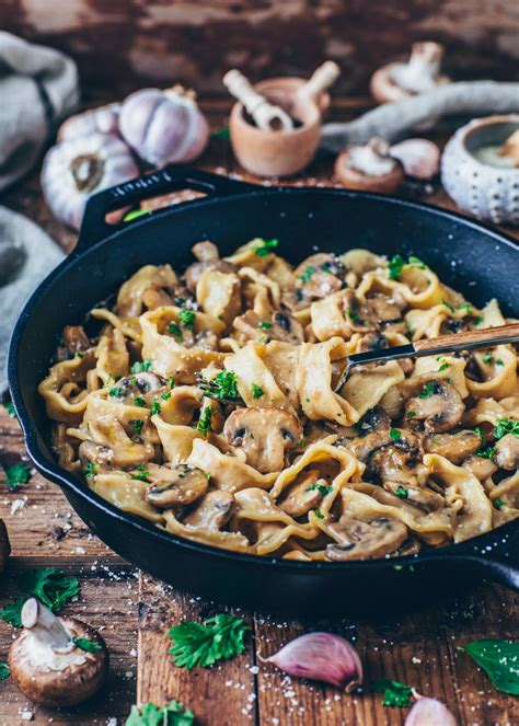 Vegan Mushroom Stroganoff | Best Easy Recipe - Bianca Zapatka | Recipes
