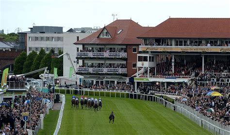 Day One Of The 2014 Boodles May Festival At Chester Racecourse