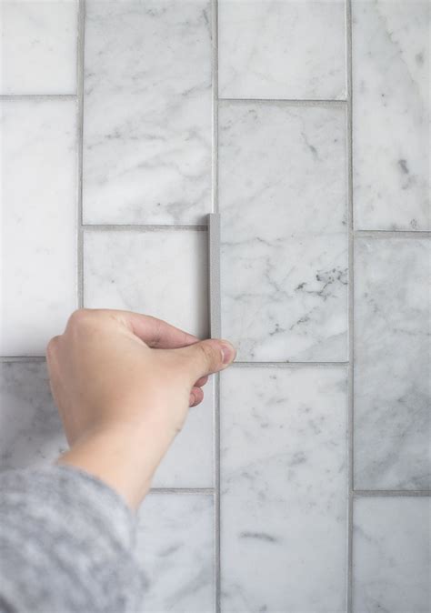 30 Grey Tile With White Grout