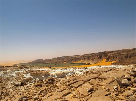Lakes Of Ounianga Oasis In The Arid Sahara Desert Chad Places To