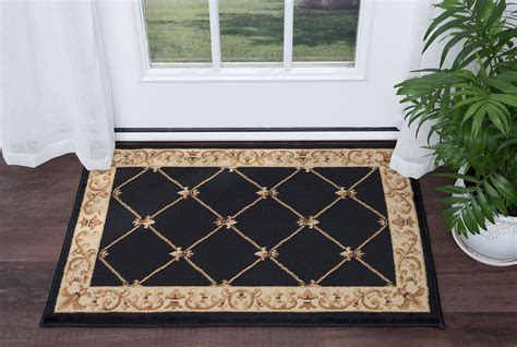 2x3 Black Traditional Persien Lines Diamonds Area Rug Approx Size 2