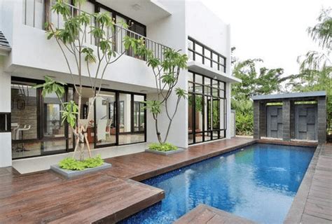 contoh rumah   kolam renang minimalis  indah