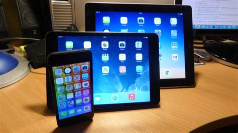 Why You Need To Update Your Apple Devices Right Away Simplemost