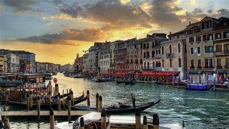 1280x720 Italy Venice Houses 720p Wallpaper Hd City 4k Wallpapers