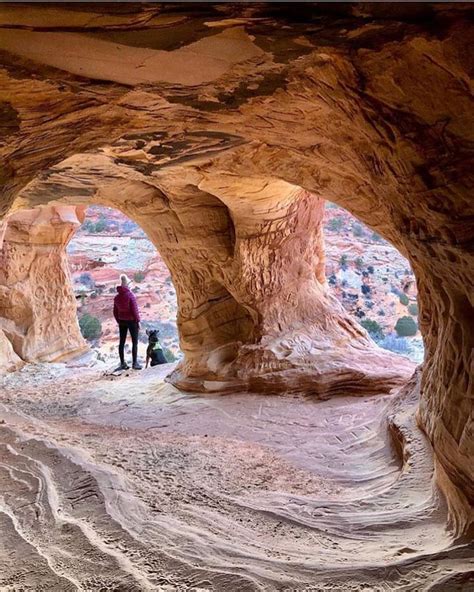 Kanab Caves On The Way To Moqui Cave Kanab Sand Caves Visit Utah