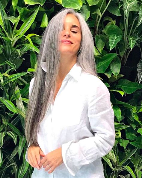 3 Ways To Wear Gray Hair Over 40 Long Gray Hair Grey