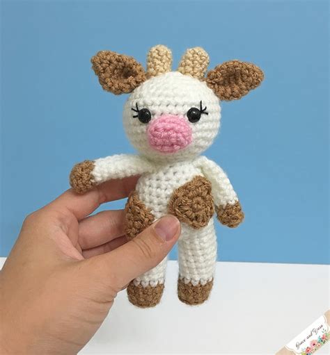 10 Quick And Easy Mini Amigurumi Patterns Grace And Yarn