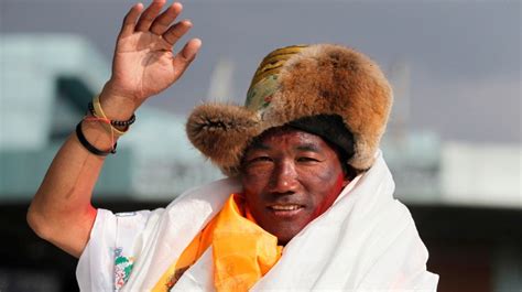 24次登顶珠峰 尼泊尔男子创世界纪录 中国日报网