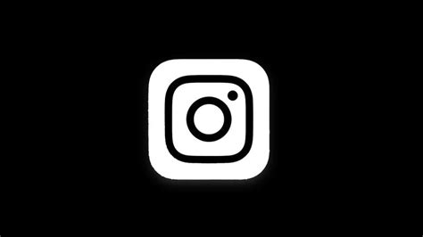All based on the shape of an instant camera, the known instagram logo 2020, where the contoured instagram logo is executed in black and placed on a white background. Why Instagram's Black and White Redesign Is a Good Idea