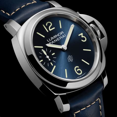 Panerai Introduces The Luminor Blu Mare 44 Mm Pam01085 Sjx Watches