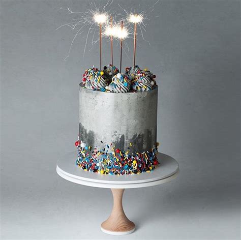 Gorgeous Man Cake Birthday Cakes For Men 40th Cake Cake Design For Men