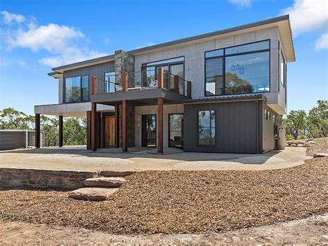 See Victoria's Best Acreage Home Designs & Plans