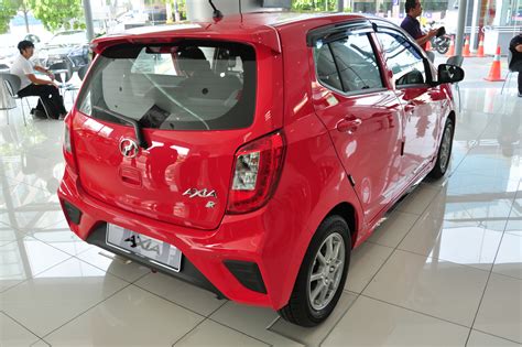 Perodua axia mileage can be expected to unimo enterprises ltd company is the authorized distributor for perodua axia cars in sri lanka and available in all sales outlets across the country. 2019 Perodua Axia Launched In Malaysia; Six Variants ...