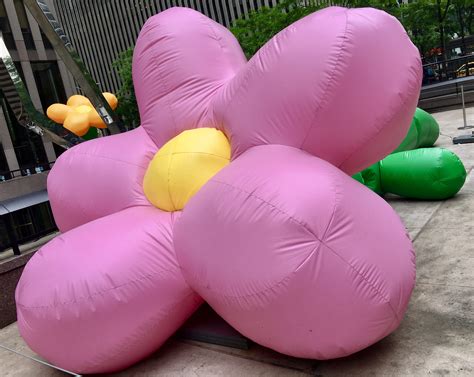Pink Thing Of The Day Giant Inflatable Pink Flower The Worley Gig