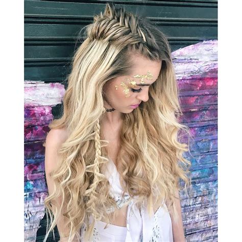 20 Music Festival Hairstyle Ideas That Are Anything But Basic Music Festival Hair Festival