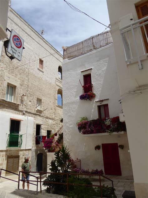 View our range of houses, villas and apartments for sale in monopoli, bari, puglia, italy. Monopoli Puglia Italia (Luglio)