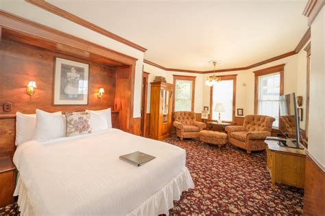 yelton manor hotel bed and breakfast south haven s best