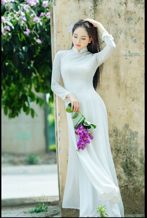 Vietnamese long dress | Vietnamese long dress, Vietnamese traditional dress, Long dress