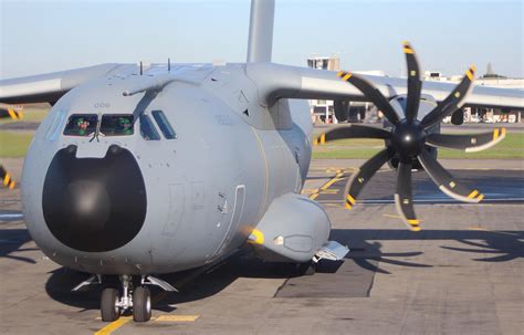 The project began as the future international military airlifter (fima) group, set up in 1982 by aerospatiale, british aerospace, lockheed. 09/12/2015 Airbus A400m (F-RBAD) France Air Force