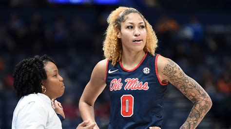 Ole Miss Womens Basketball Coach Yolett Mcphee Mccuin Contract Extended