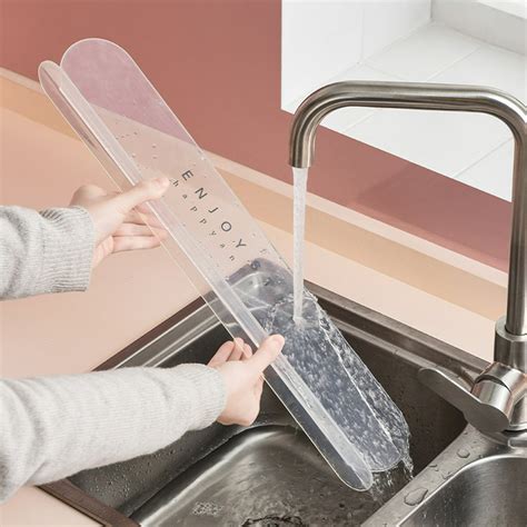 Windfall Silicone Water Splash Guard For Kitchen And Bathroom Sinkssink