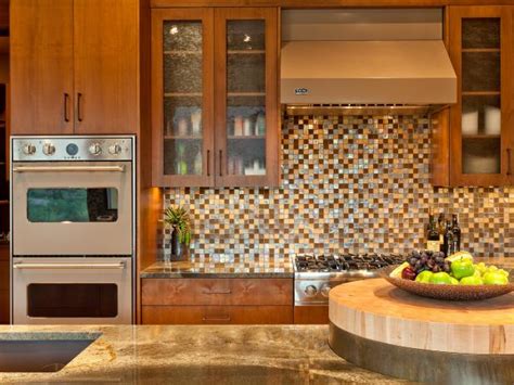 Know more about these retro kitchen with bright colours, vivid pattern, brilliant looks, etc. Photo Page | HGTV