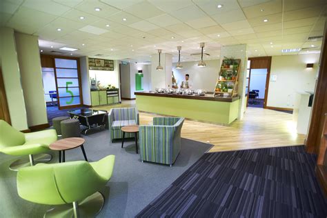 Guests praise the proximity to the airport. Conference Venue Details Holiday Inn London Heathrow M4 J4 ...